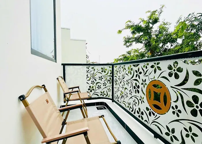 Sea Khách sạn *